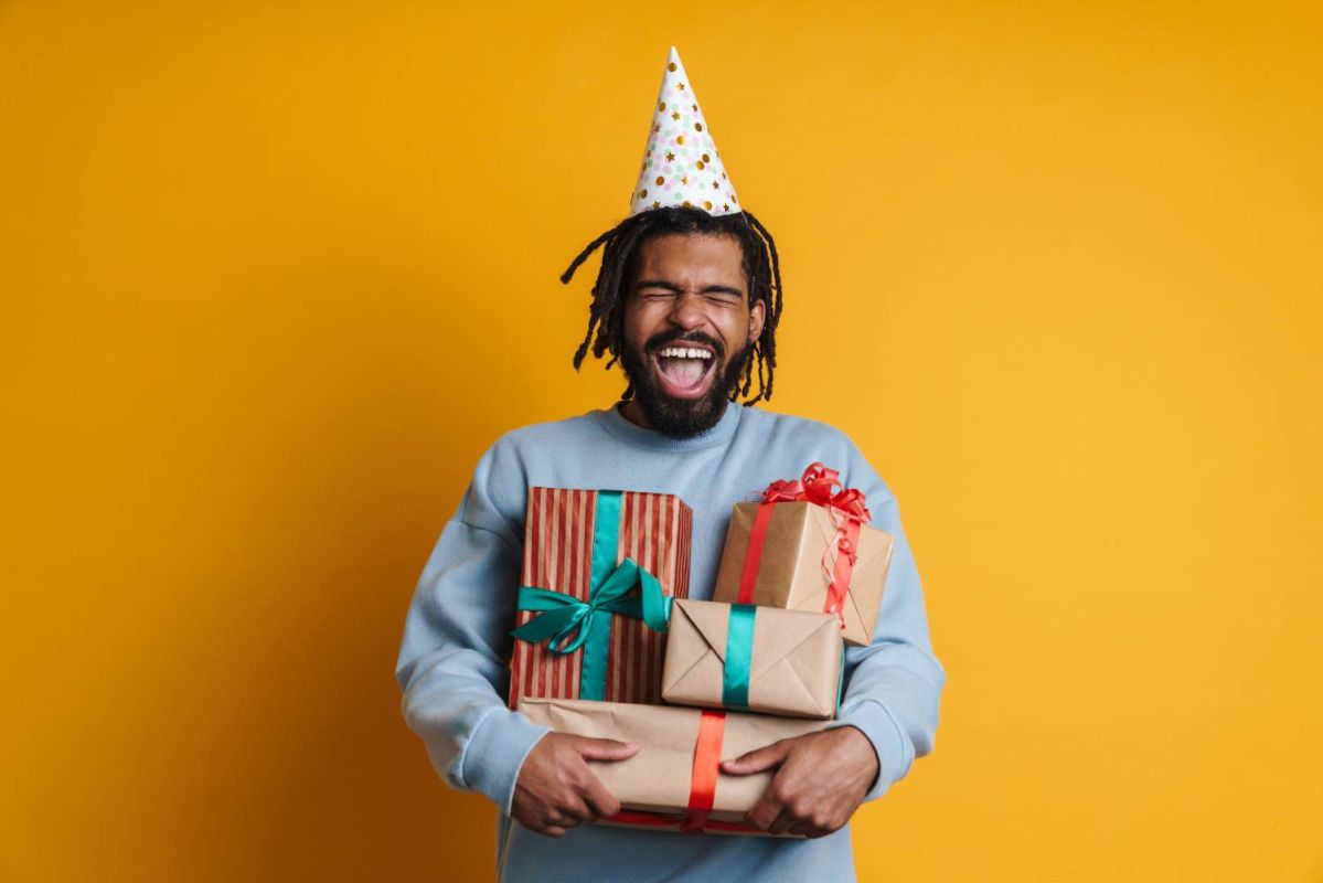 Custom Gifts for Him: Thoughtful Presents for Men in the United Kingdom