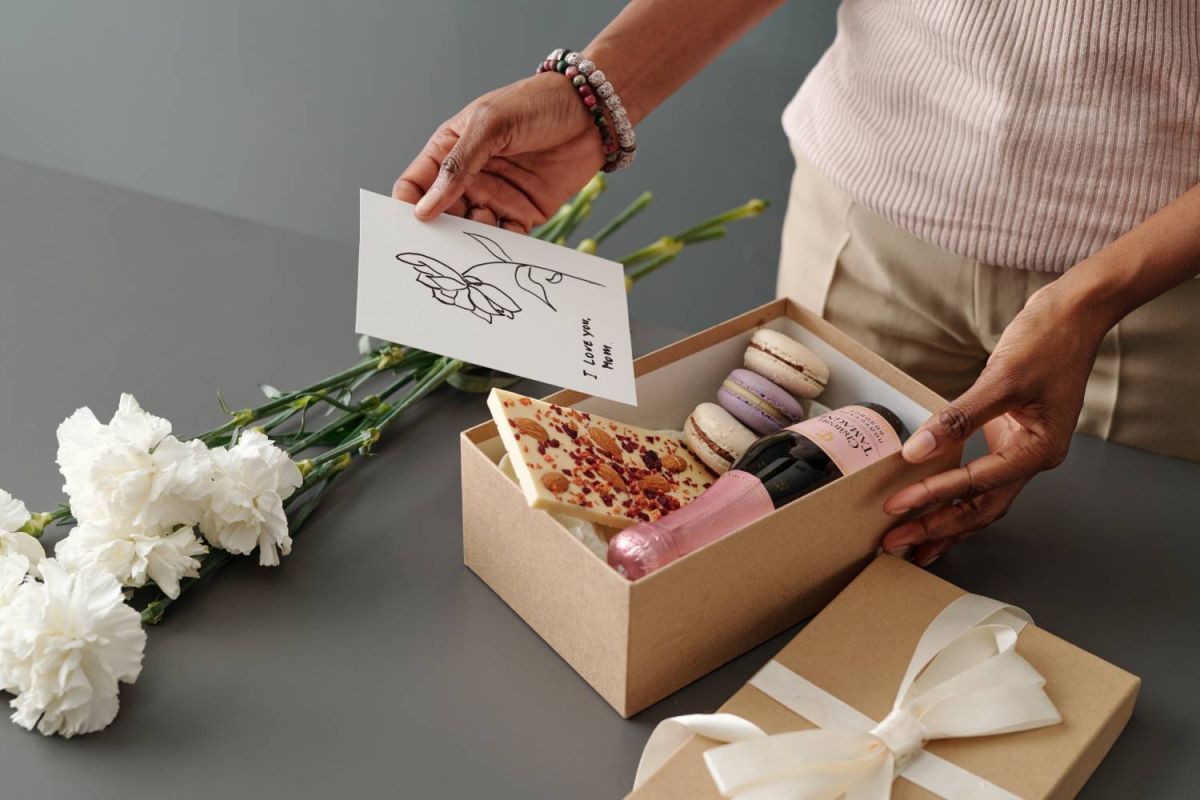 5 Unique Personalised Gift Ideas to Celebrate the Arrival of Spring